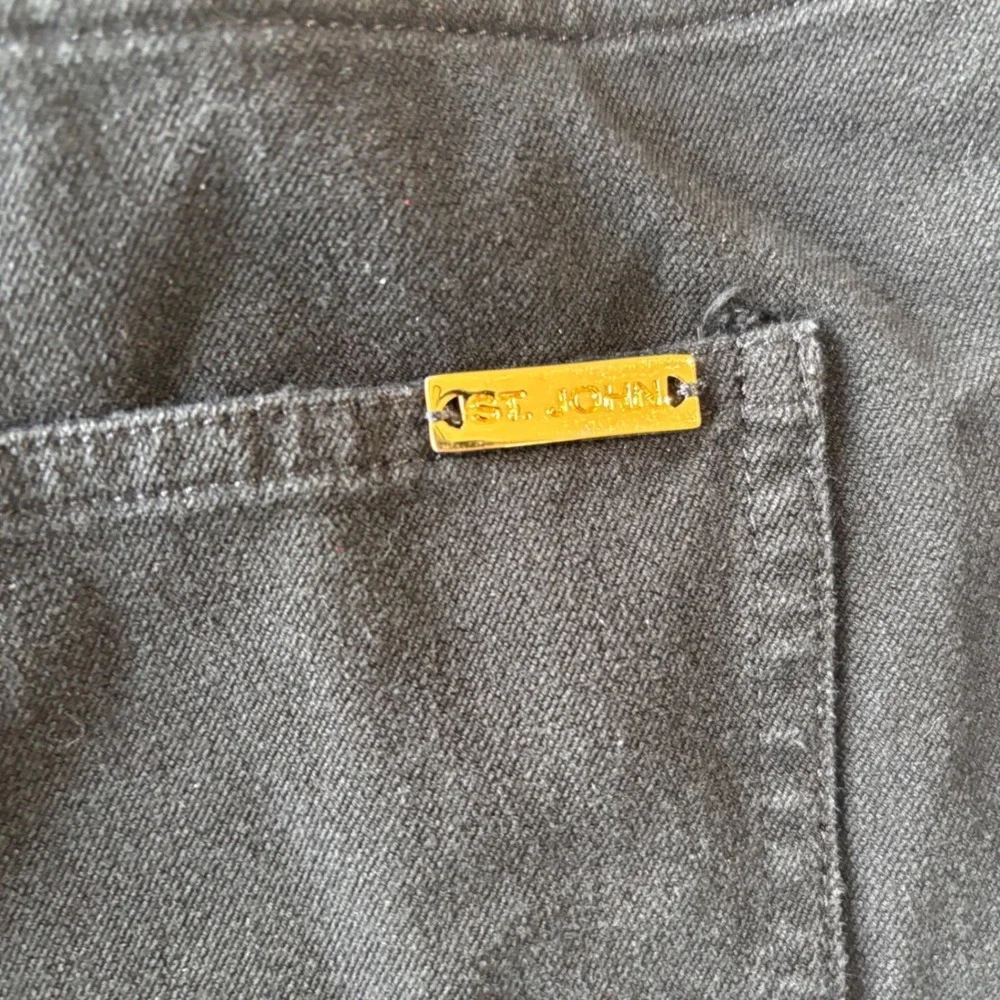 St. John Sport Womens Black Straight Leg Pants Gold‎ Hardware Size 6 Made in USA